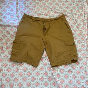 Men’s Columbia cargo shorts